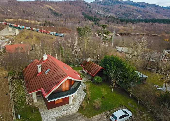 Luxury Nature House *