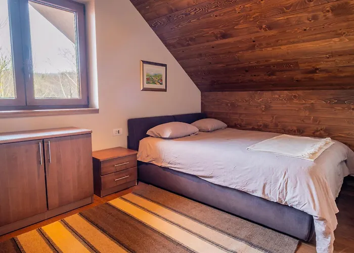 Luxury Nature House Fuzine